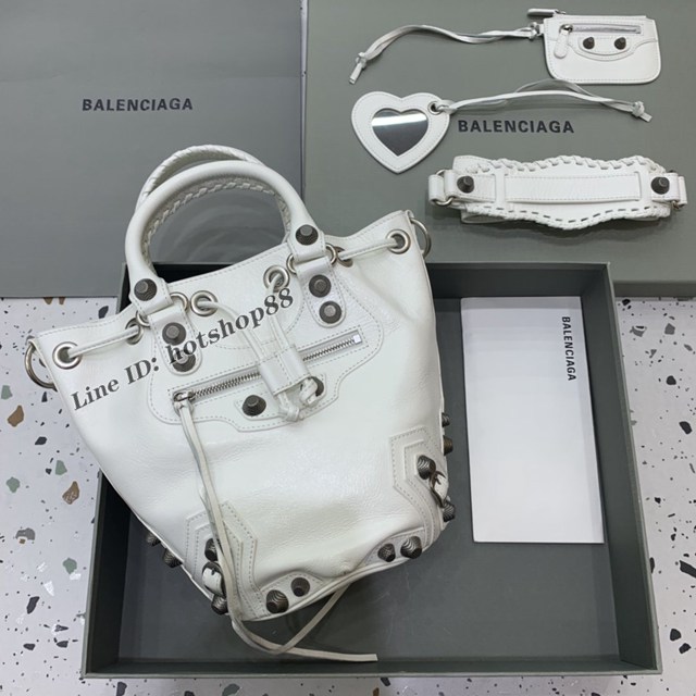 Balenciaga專櫃爆款大號白色手提包 巴黎世家city水桶包新款機車水桶包 fyj2025